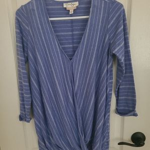 Jessica Simpson Nursing Top